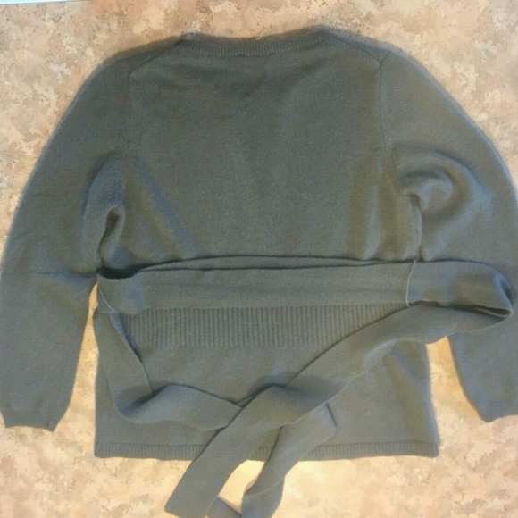 Women's or Girl's Cashmere Tunic - Picture 7 of 9